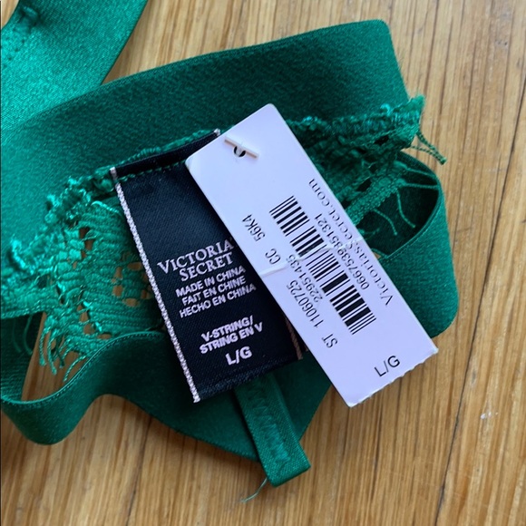 NWT Victoria Secret Lace Very Sexy Push-up Set - Picture 9 of 9